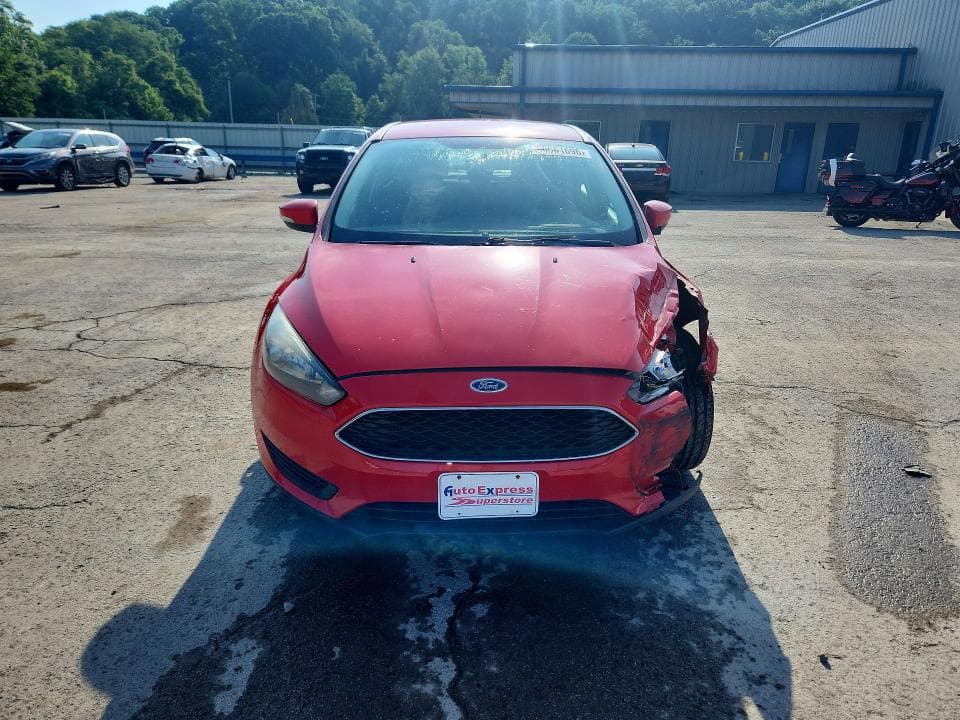 2017 FORD FOCUS SE 5