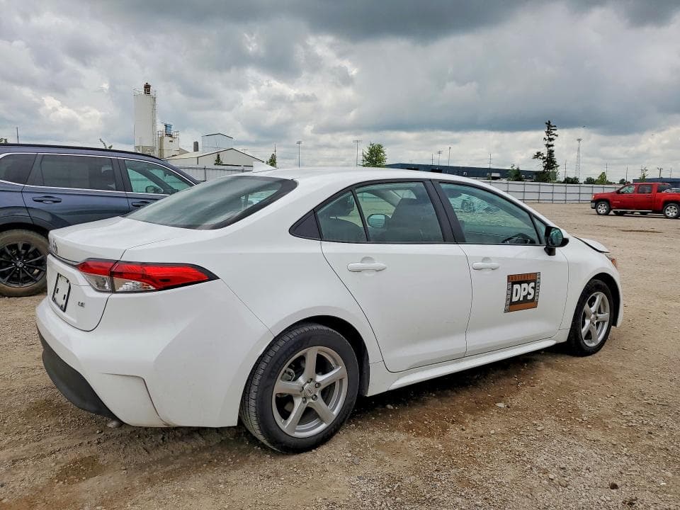 2025 TOYOTA COROLLA 3