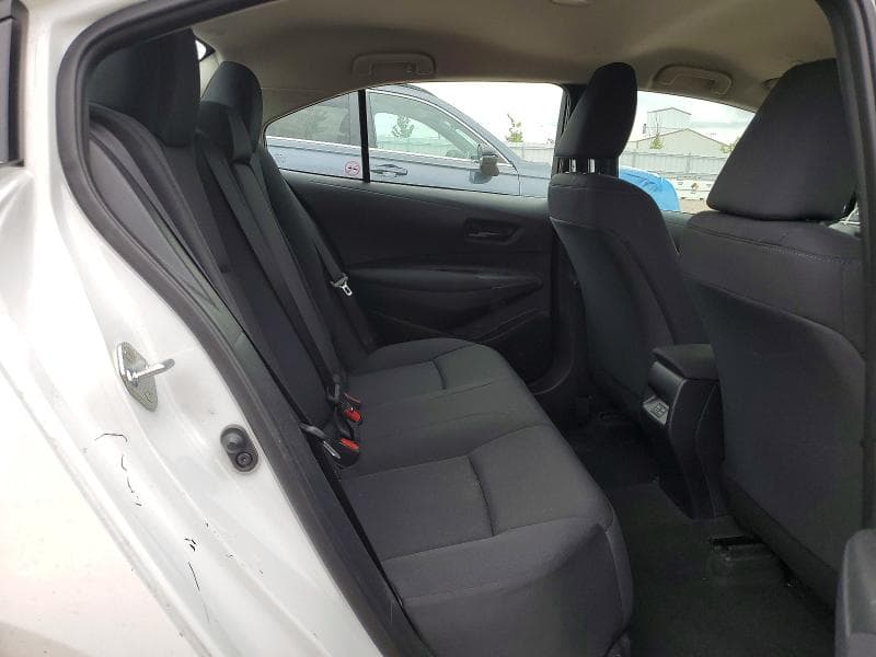 2025 TOYOTA COROLLA 10
