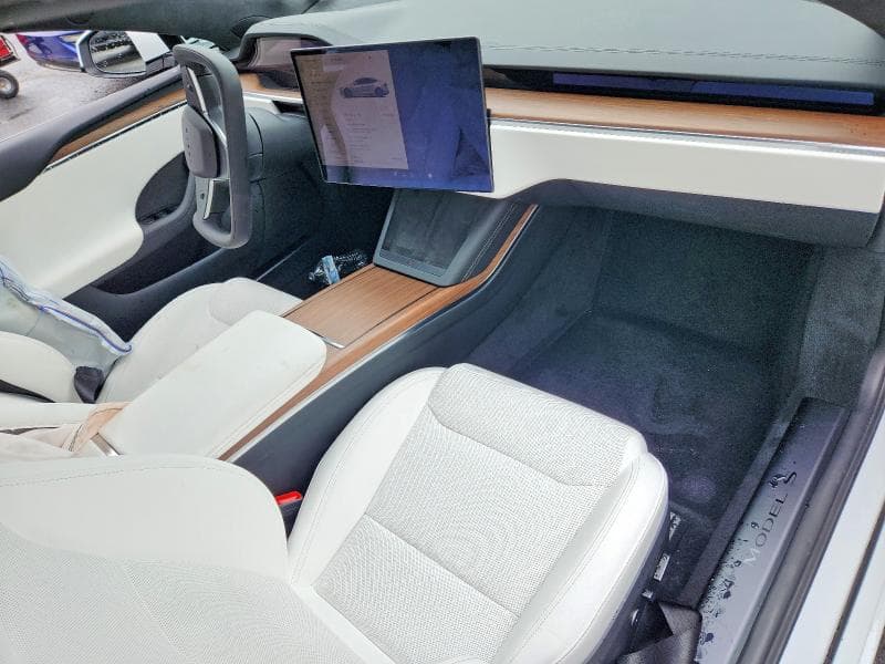 2023 TESLA MODEL S 8