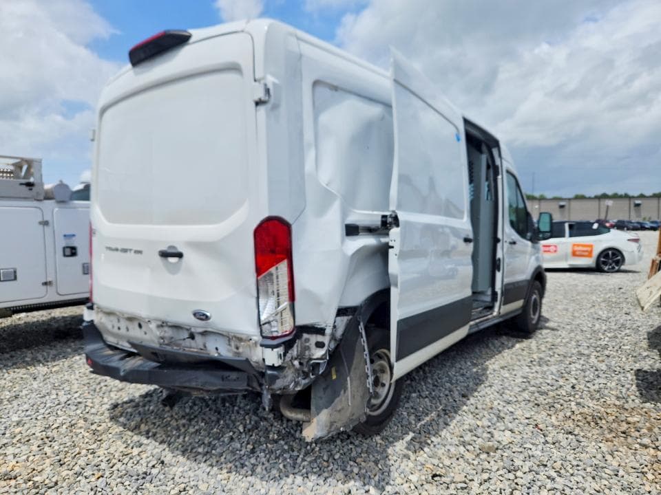 2023 FORD TRANS 250 3