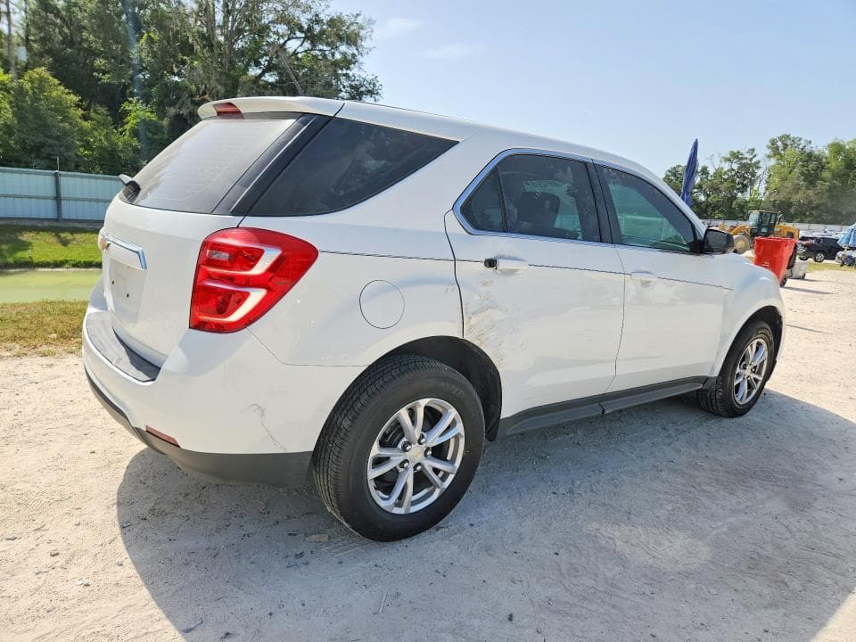 2017 CHEVROLET EQUINOX LS 3