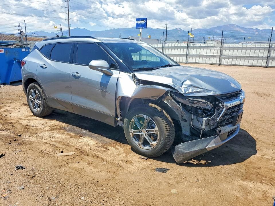 2023 CHEVROLET BLAZER 2LT 4