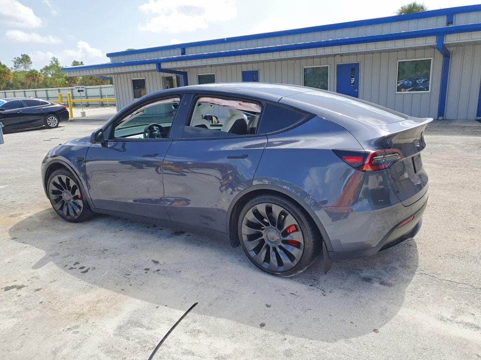 2023 TESLA MODEL Y 2