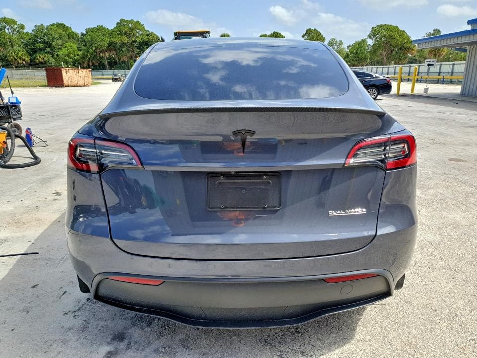 2023 TESLA MODEL Y 6