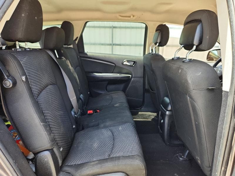 2020 DODGE JOURNEY SE 11