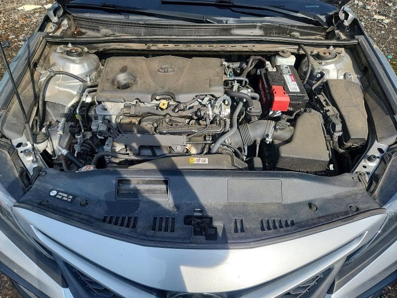 2021 TOYOTA CAMRY SE 11