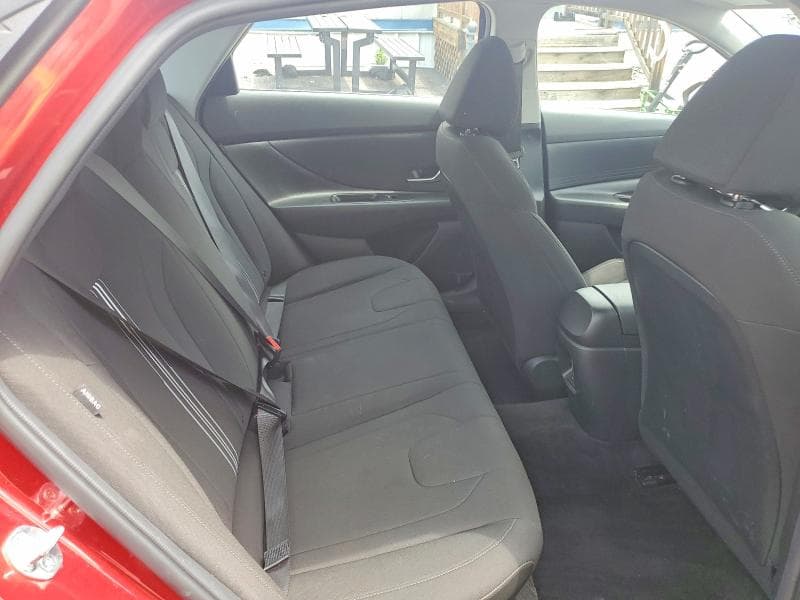 2024 HYUNDAI ELANTRA SEL 10