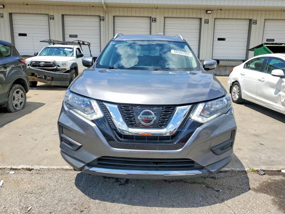 2017 NISSAN ROGUE SV 5