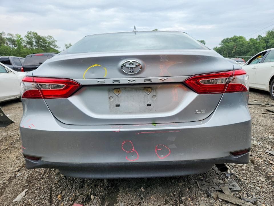 2020 TOYOTA CAMRY LE 6