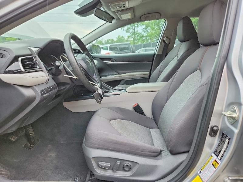 2020 TOYOTA CAMRY LE 7
