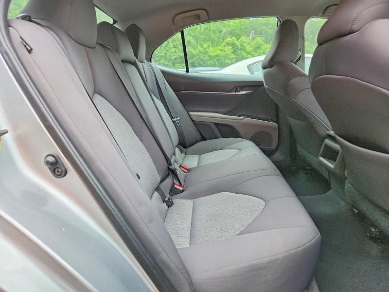 2020 TOYOTA CAMRY LE 10