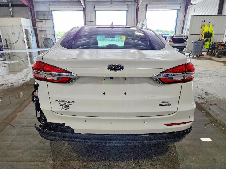 2020 FORD FUSION SE 6