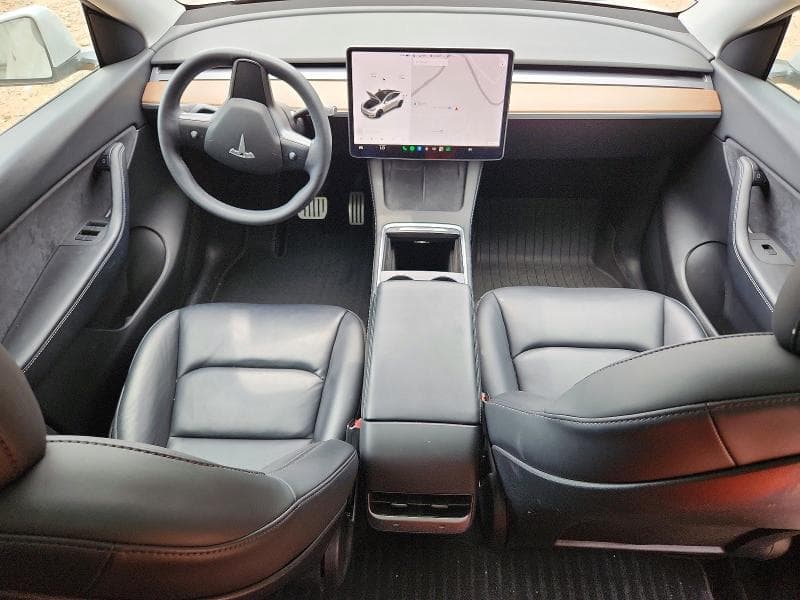 2021 TESLA MODEL Y 8