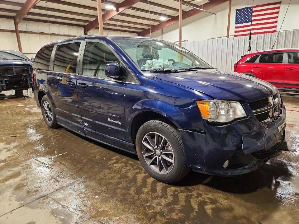 2017 DODGE GRAND CARAVAN SXT 4