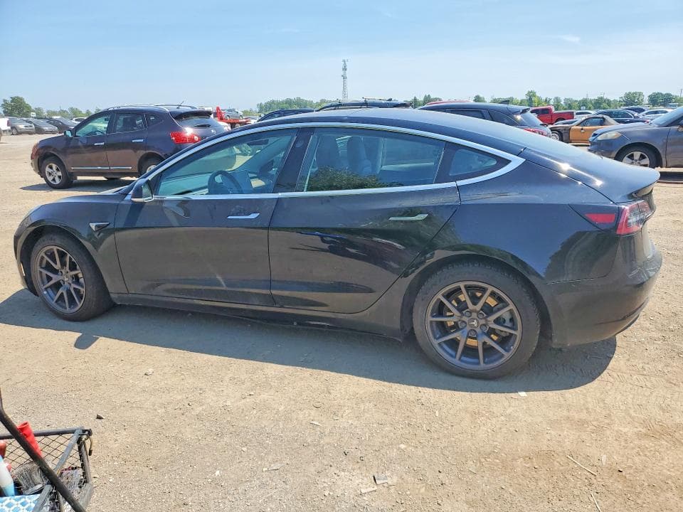 2018 TESLA MODEL 3 2