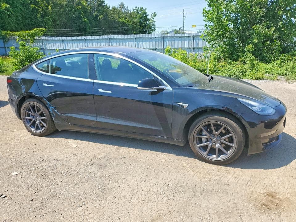 2018 TESLA MODEL 3 4