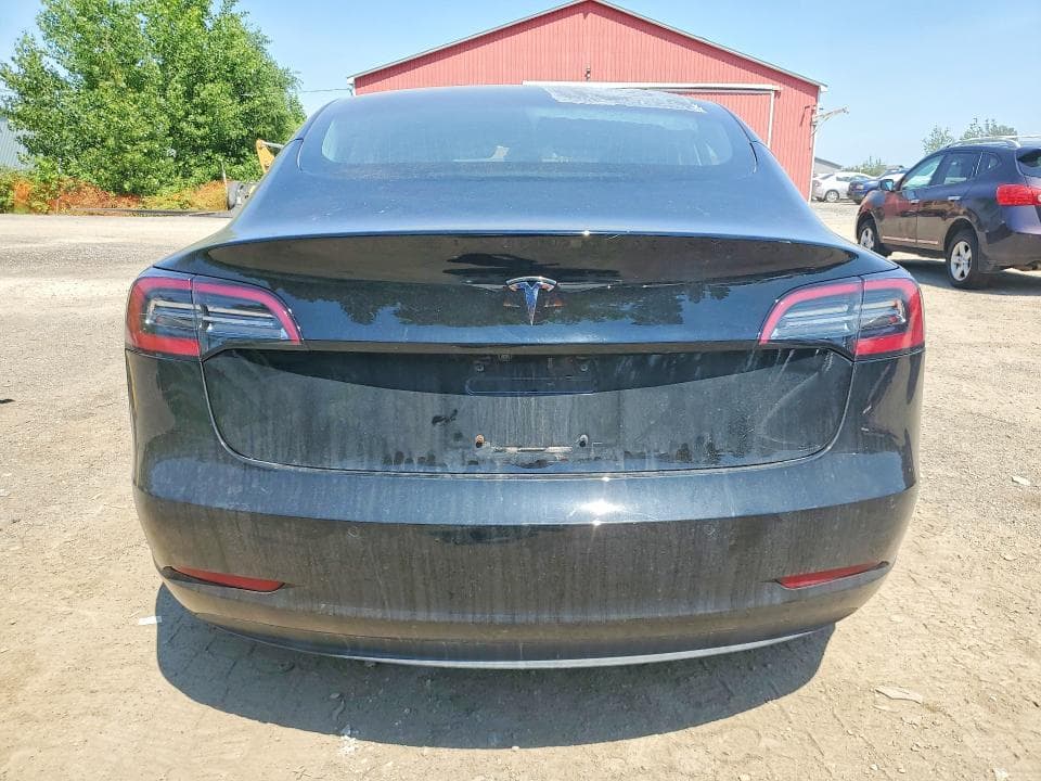 2018 TESLA MODEL 3 6