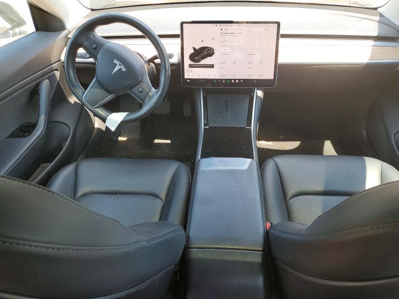 2018 TESLA MODEL 3 8
