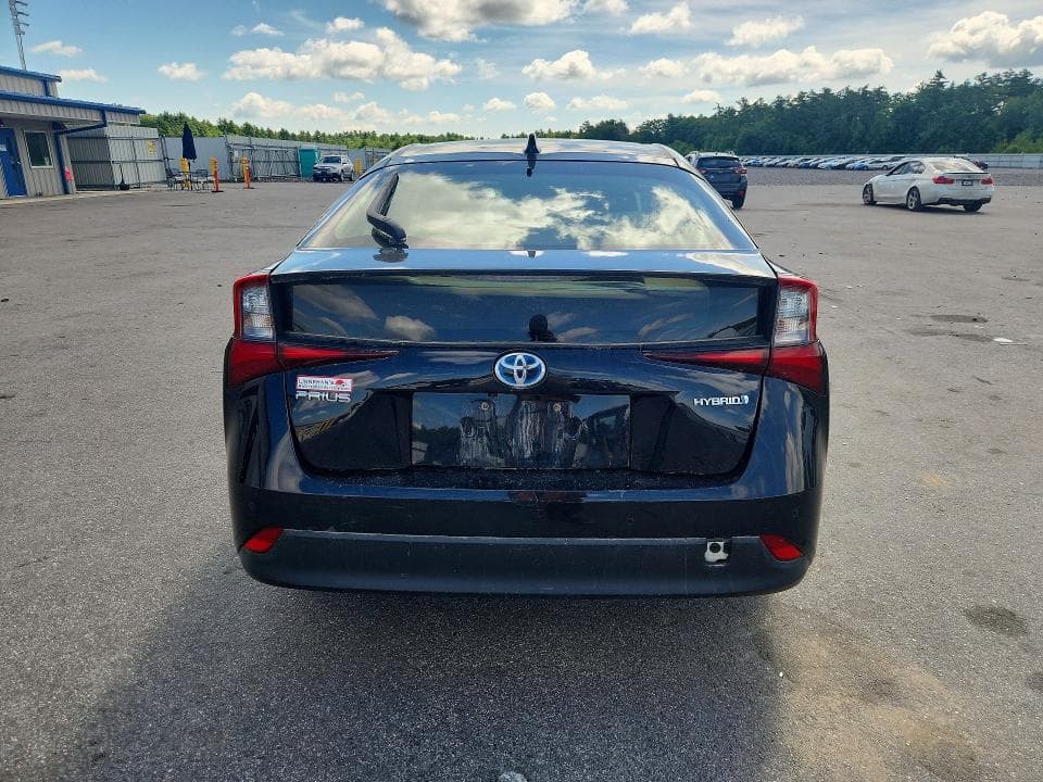 2021 TOYOTA PRIUS LE LE 6
