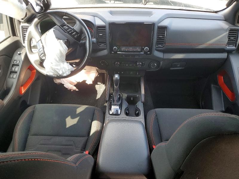 2024 NISSAN FRONTIER PRO-4X PRO-4X 8
