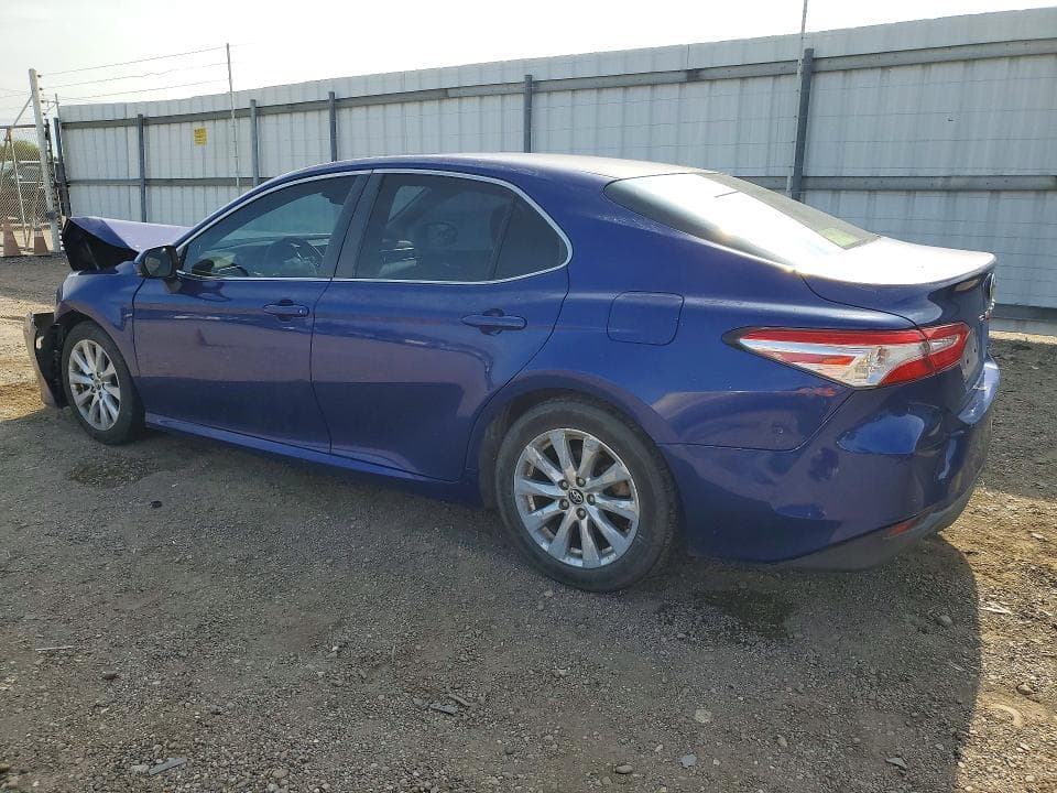 2018 TOYOTA CAMRY LE 2