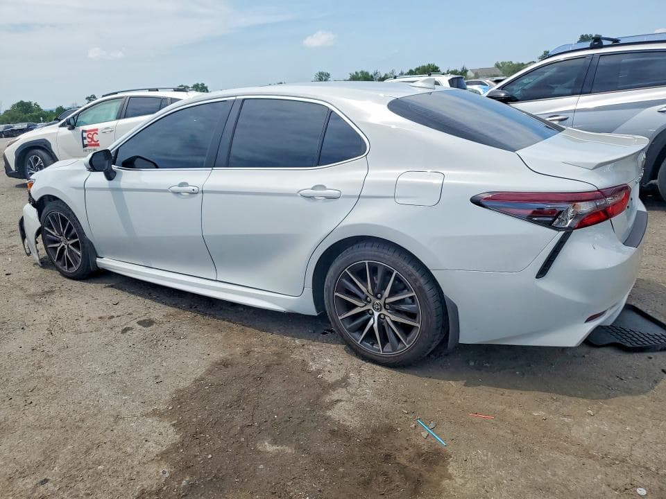 2023 TOYOTA CAMRY SE 2
