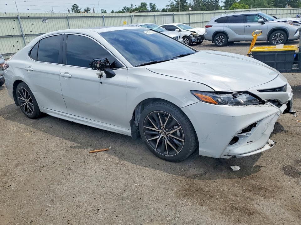 2023 TOYOTA CAMRY SE 4