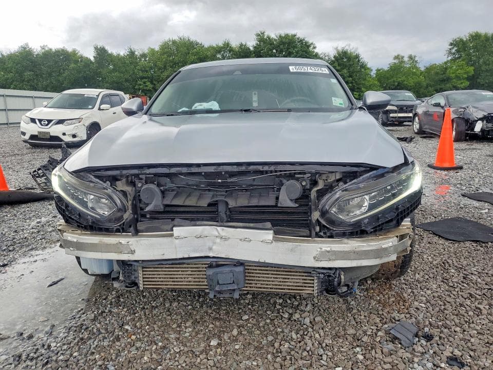 2018 HONDA ACCORD 5