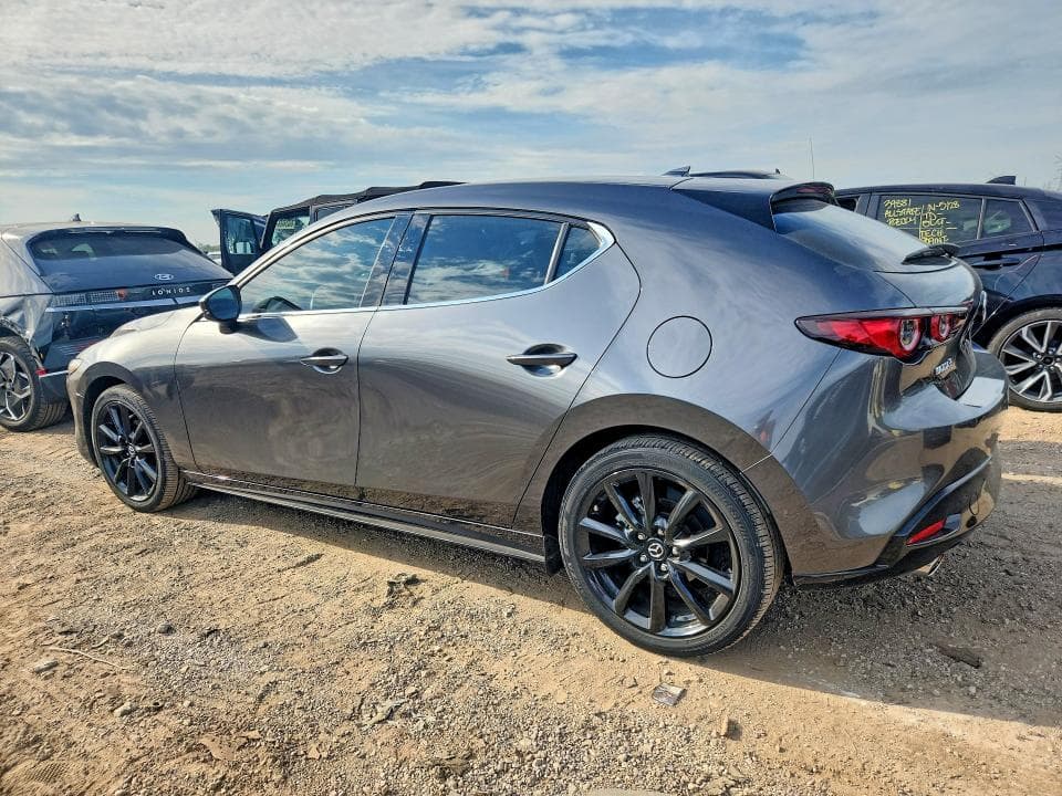 2022 MAZDA 3 PREMIUM PREMIUM 2