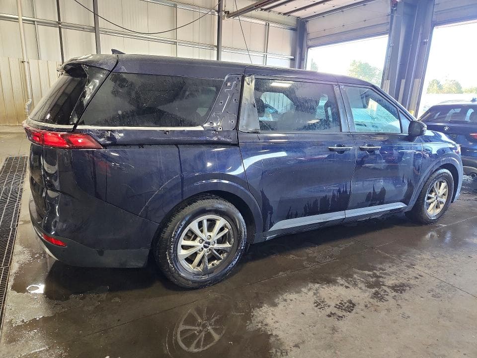 2022 KIA CARNIVAL LX 3