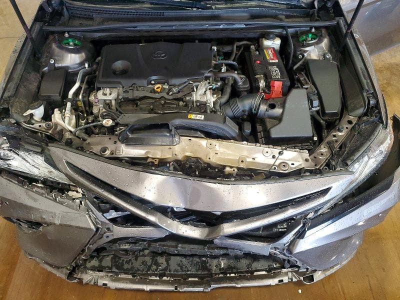 2018 TOYOTA CAMRY XSE 11