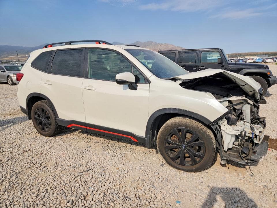 2019 SUBARU FORESTER SPORT 4