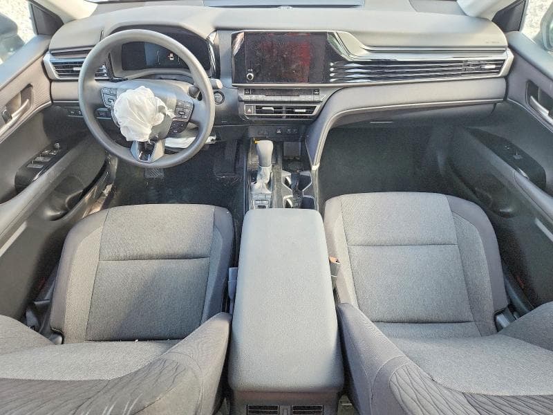 2025 TOYOTA CAMRY LE LE 8
