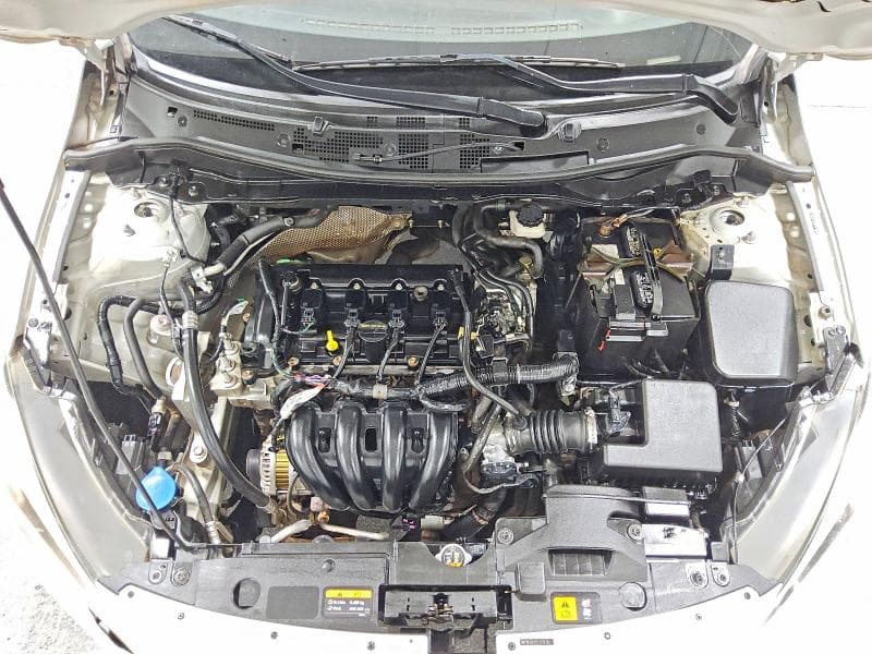 2020 TOYOTA YARIS HATCHBACK LE 12