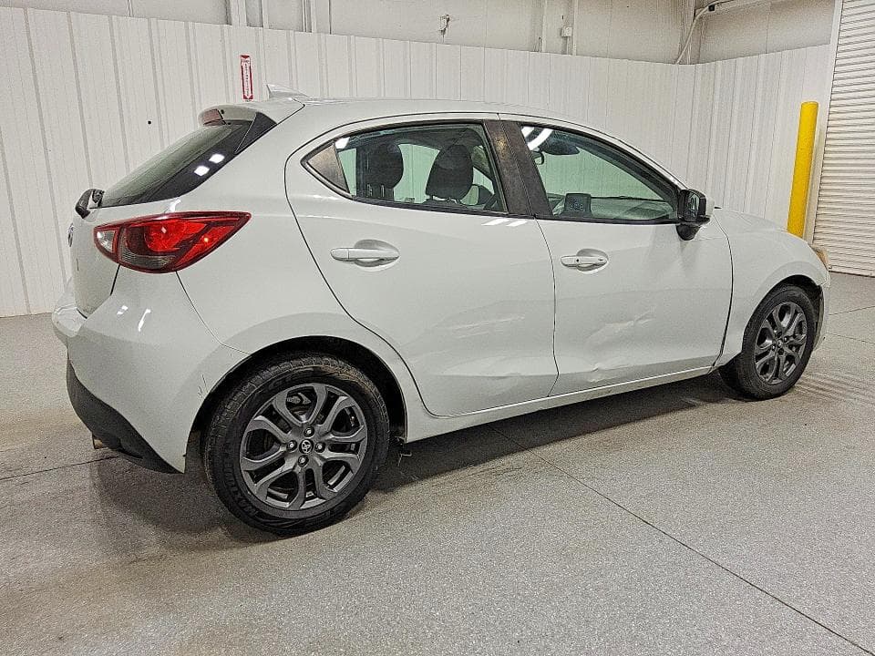 2020 TOYOTA YARIS HATCHBACK LE 3