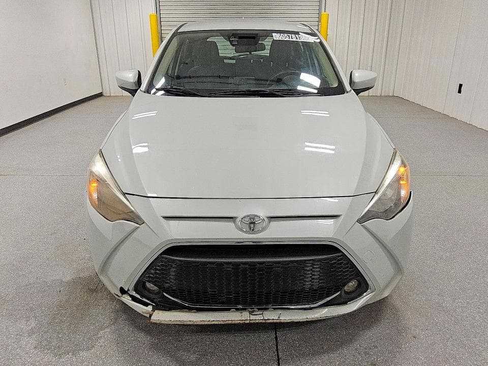 2020 TOYOTA YARIS HATCHBACK LE 5