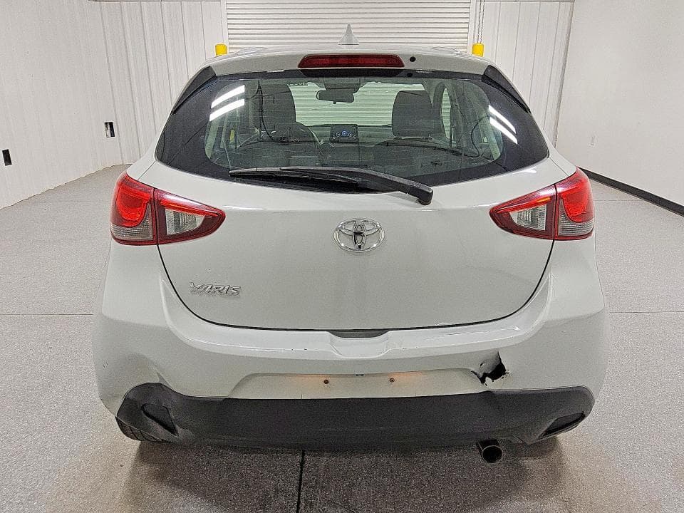 2020 TOYOTA YARIS HATCHBACK LE 6