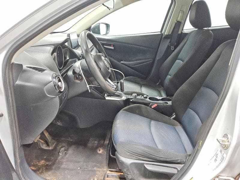 2020 TOYOTA YARIS HATCHBACK LE 7