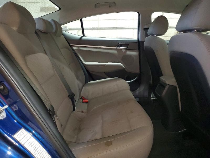 2017 HYUNDAI ELANTRA SE SE 10