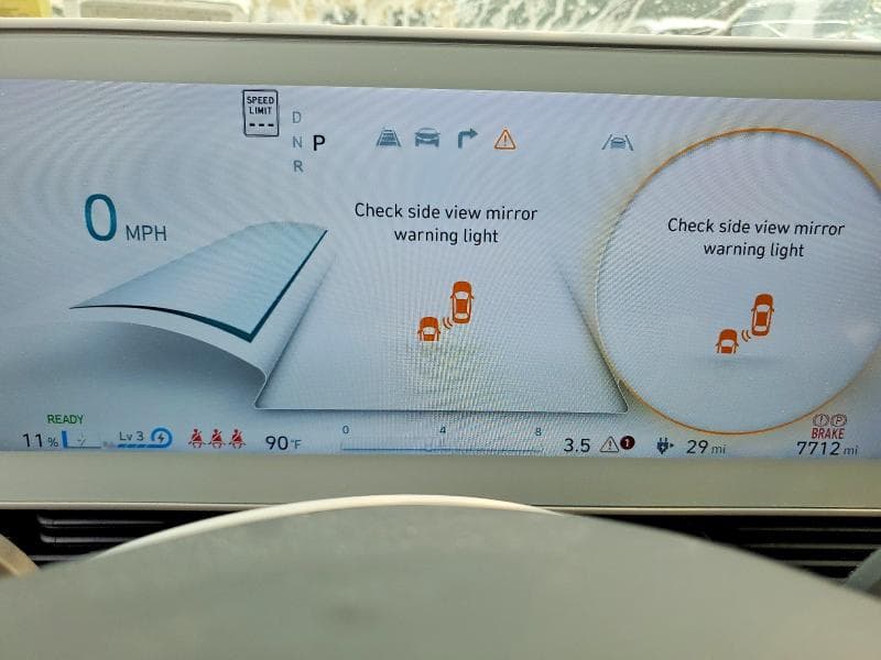 2024 HYUNDAI IONIQ 5 SE 9