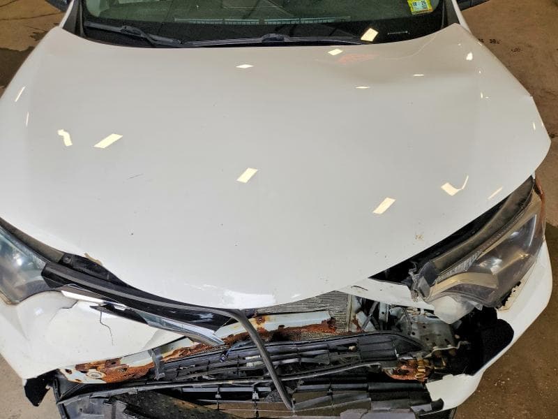 2018 TOYOTA RAV4 LE 12