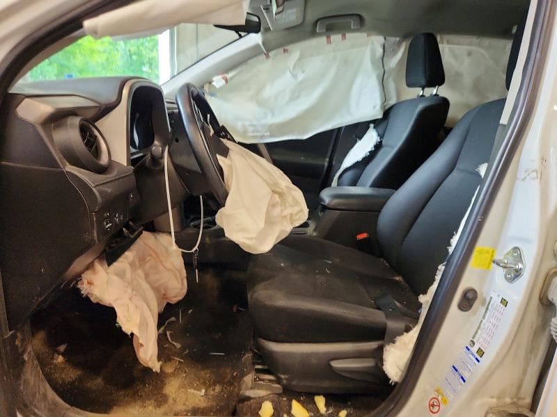 2018 TOYOTA RAV4 LE 7