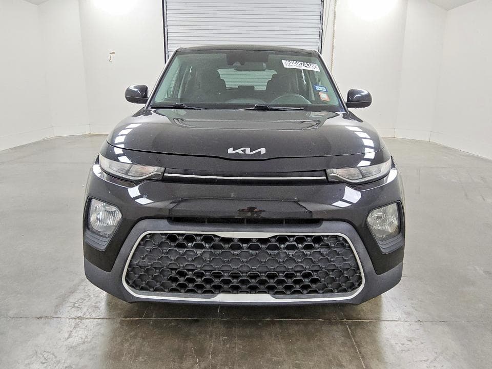2022 KIA SOUL LX 5