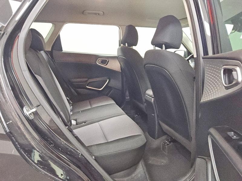 2022 KIA SOUL LX 10