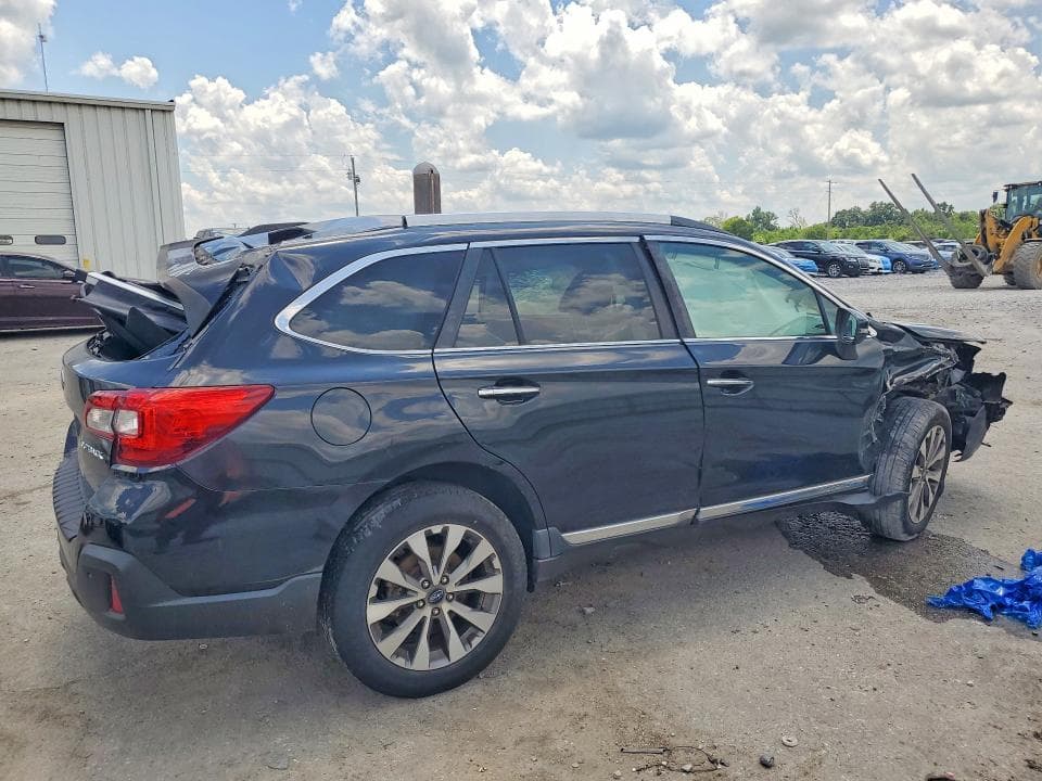2018 SUBARU OUTBACK TOURING 3