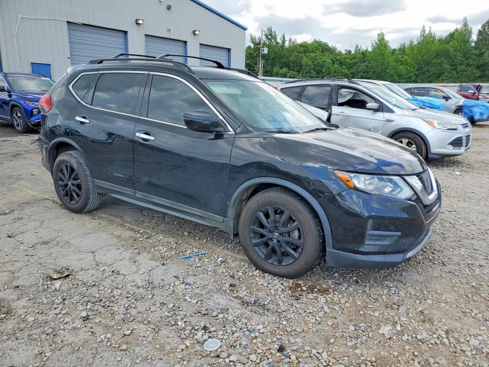 2017 NISSAN ROGUE SV 4