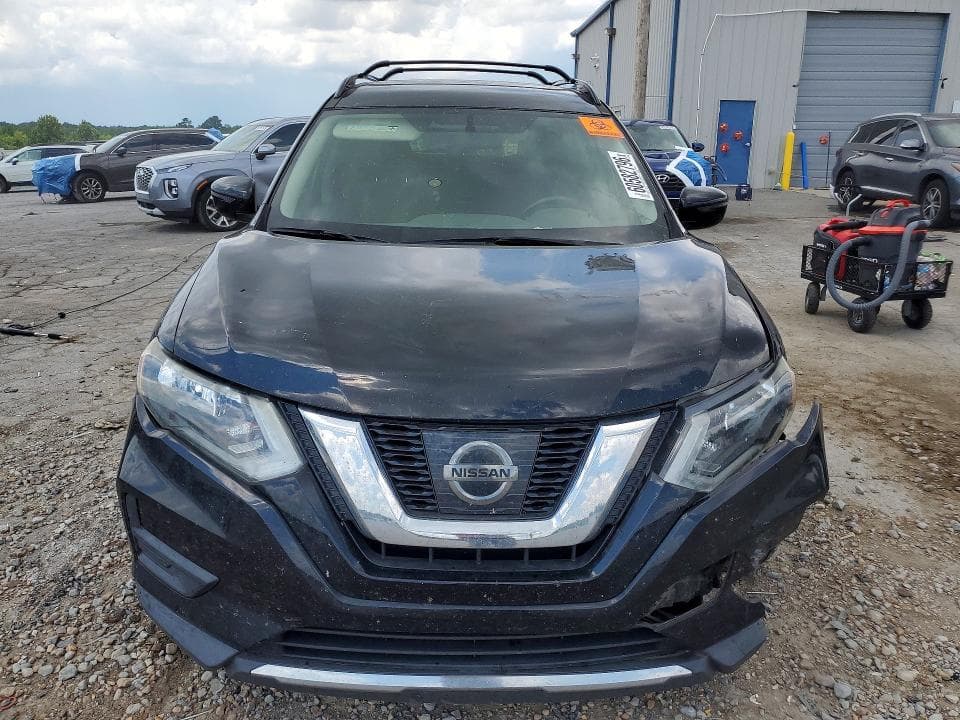 2017 NISSAN ROGUE SV 5