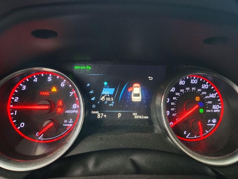 2018 TOYOTA CAMRY XSE 9