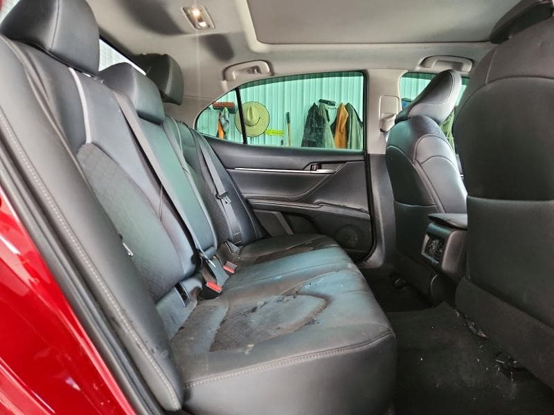 2018 TOYOTA CAMRY XSE 10